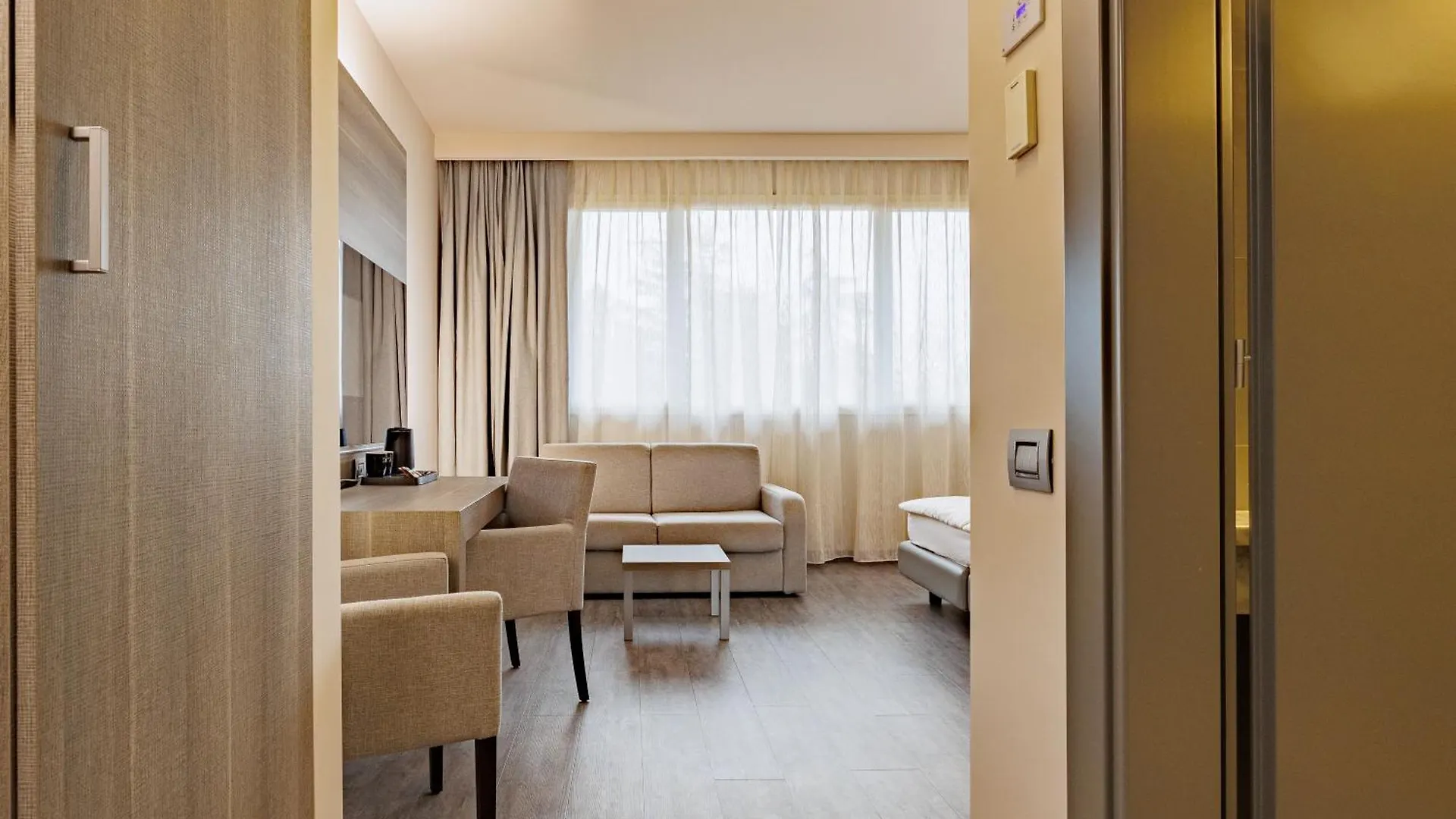 Just Hotel Saronno Italy
