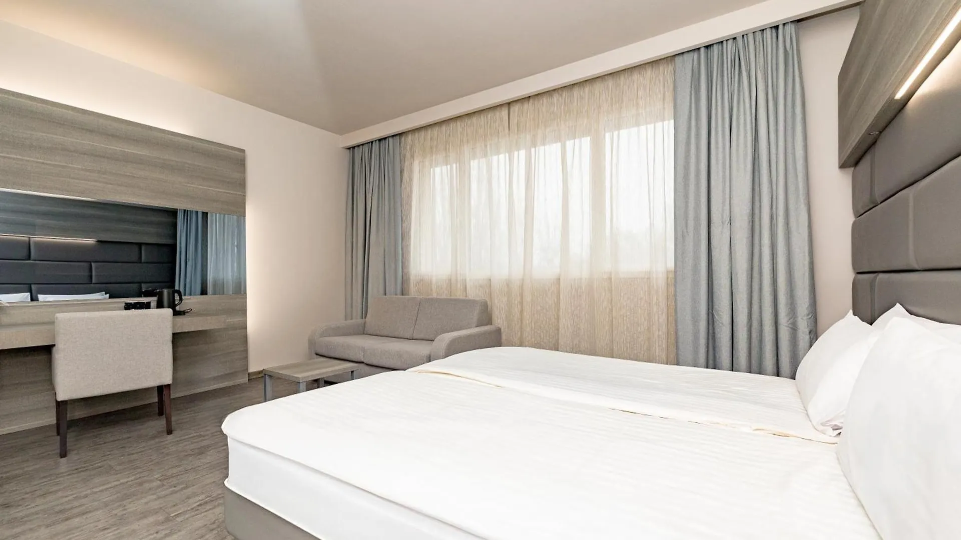 Just Hotel Saronno