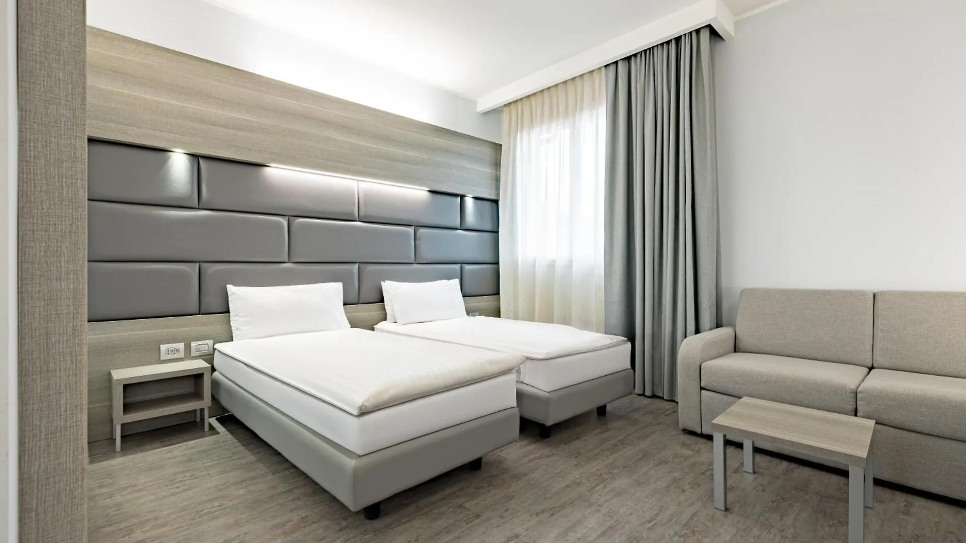Just Hotel Saronno